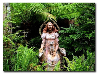 Las esculturas mágicas de Bruno Torfs - Marysville Australia - Jardín de esculturas20