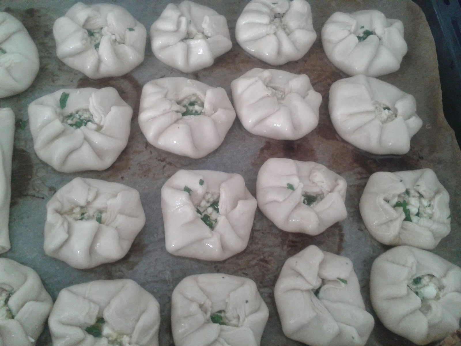 LEZZET DİYARI Ağzı Açık Afyon Böreği