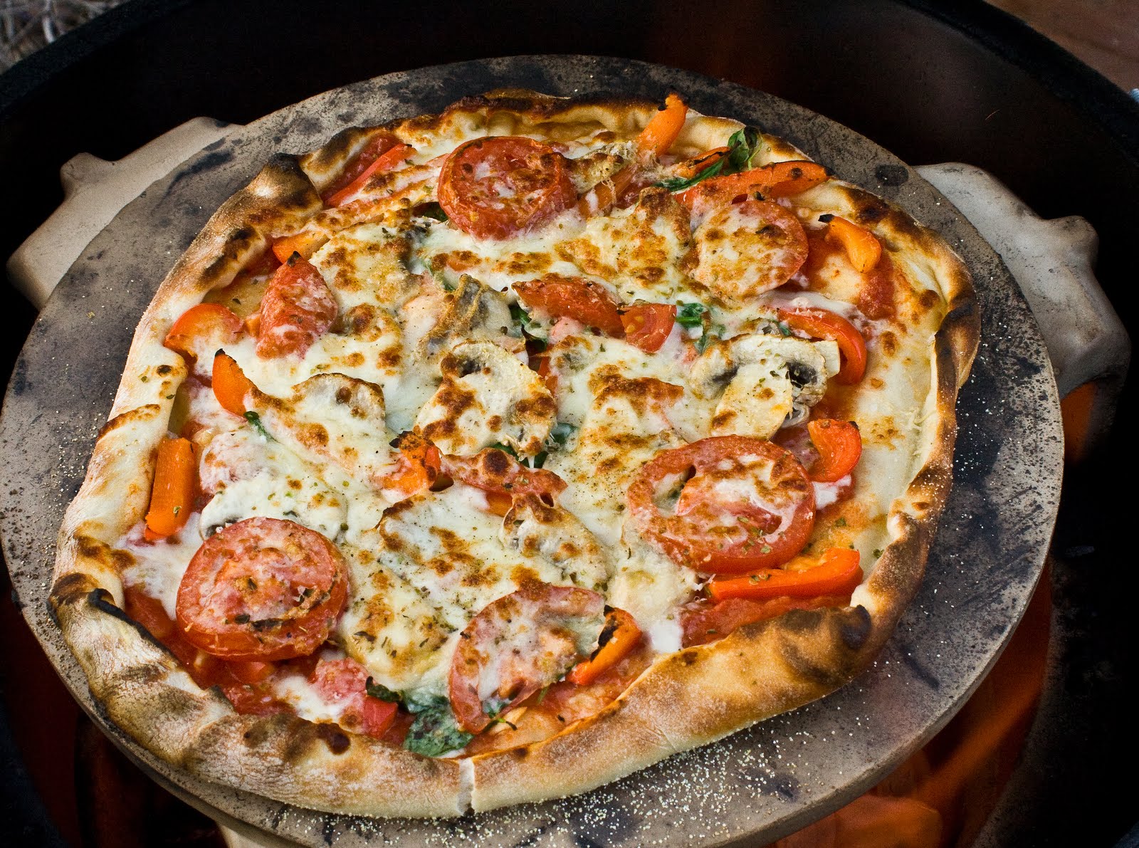 HowardO Big Green Egg Pizza