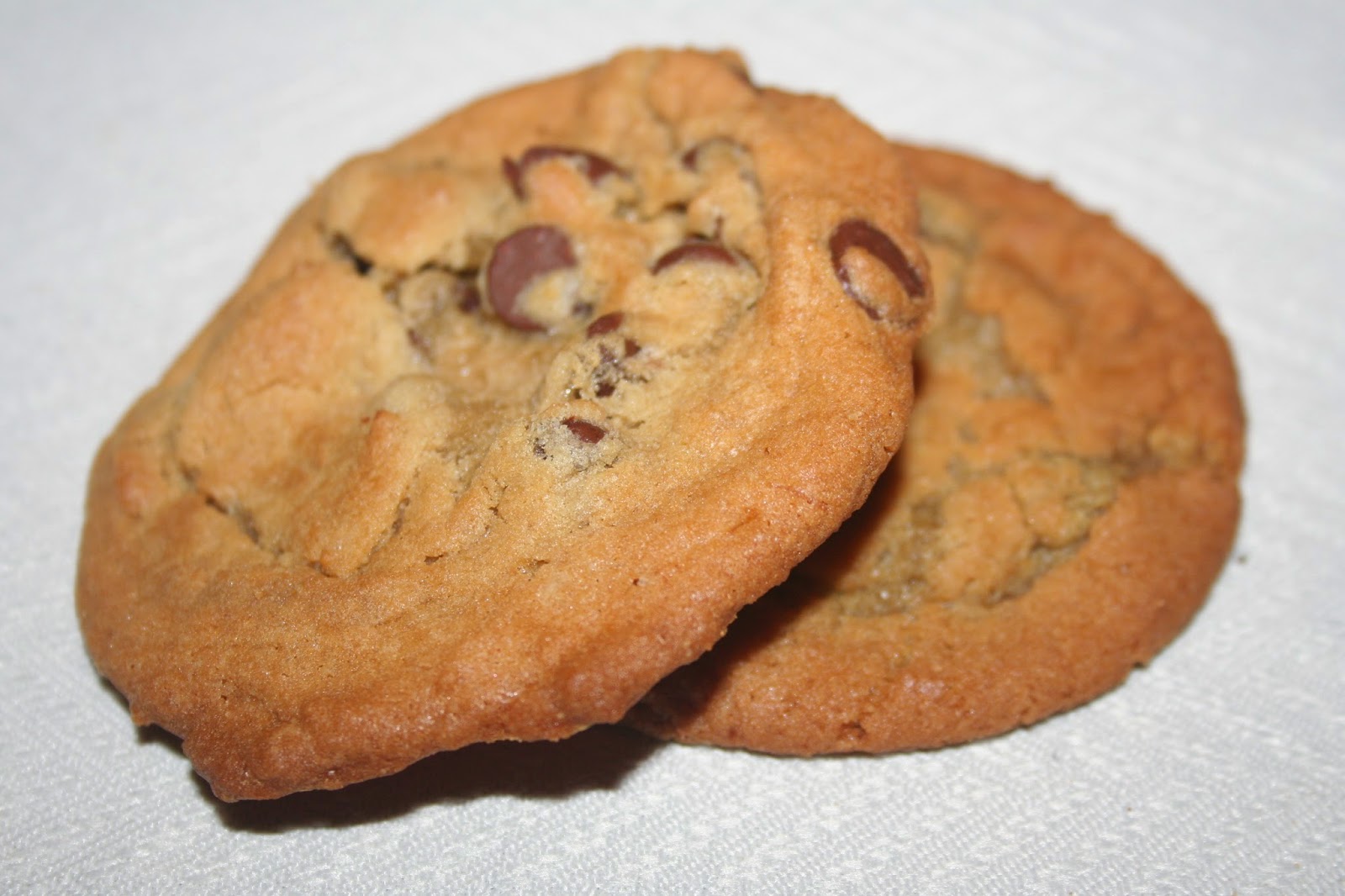 NOVA Frugal Family The Ultimate Crispy Chocolate Chip Cookies with