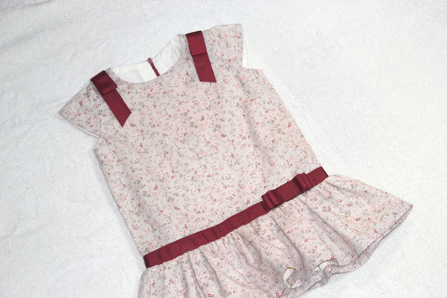 DIY Costura: Vestido de niña con cintura baja (patrón molde gratis)