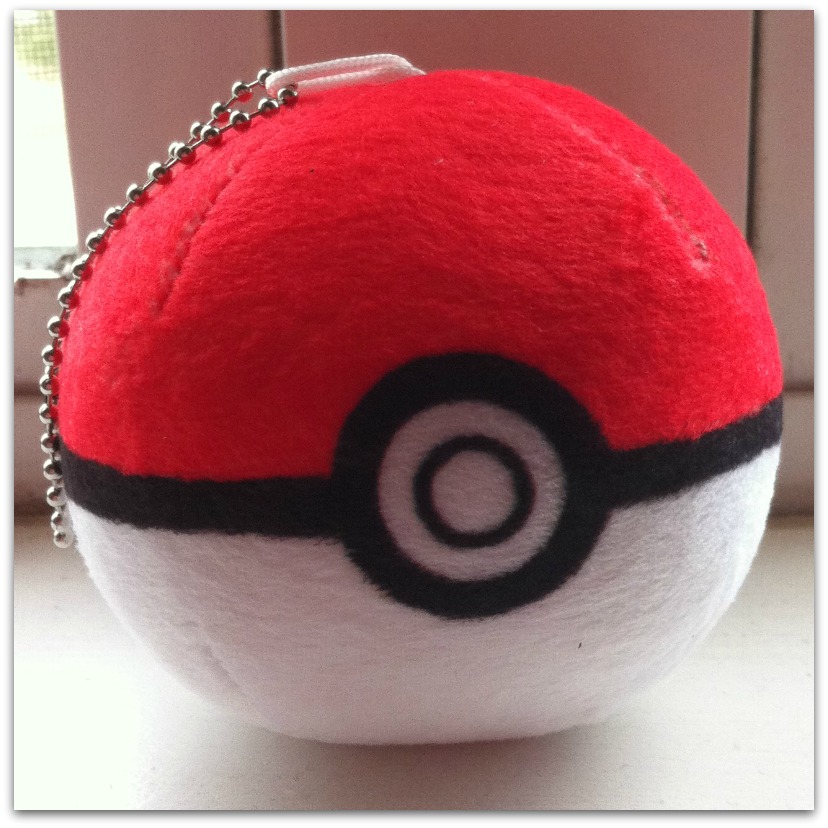 pop-culture-shock-pokemon-go-pokeball-keychain-plush-toy-by-mk-brands