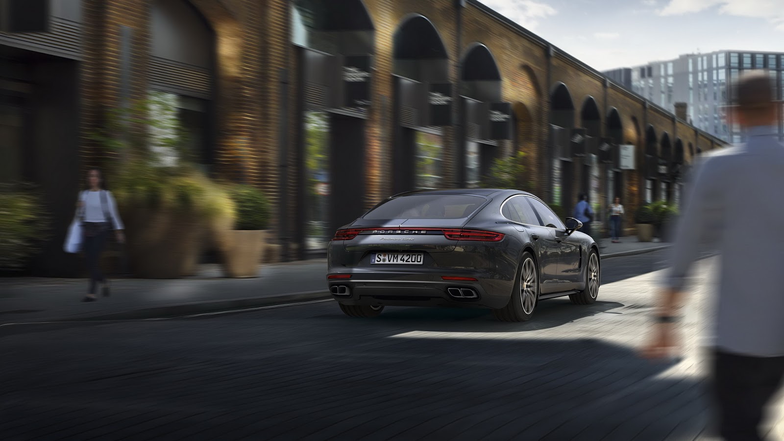 2017Panamera-7.jpg