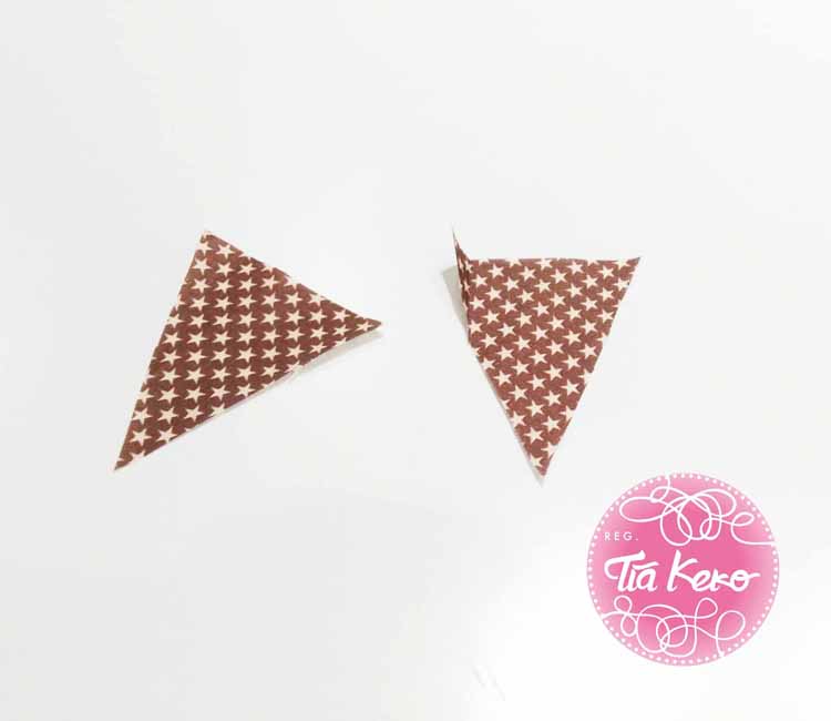 Un barco velero de madera - HANDBOX