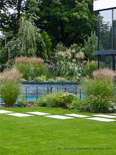 Gartengestaltung modern, Gartengestaltung München, moderner Garten mit Gräsern, Gartenplaner, Gartendesign
