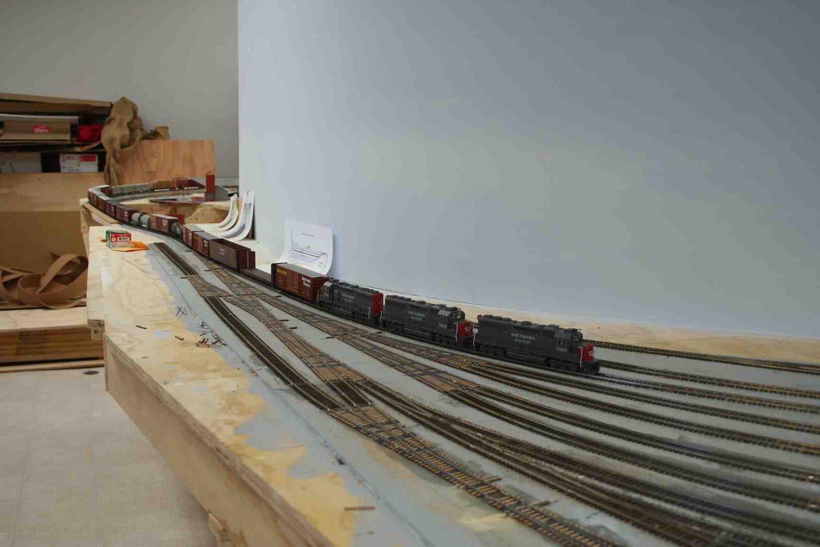 Testors Discontinues Popular Lines of Model Paint - Railroad Model Craftsman