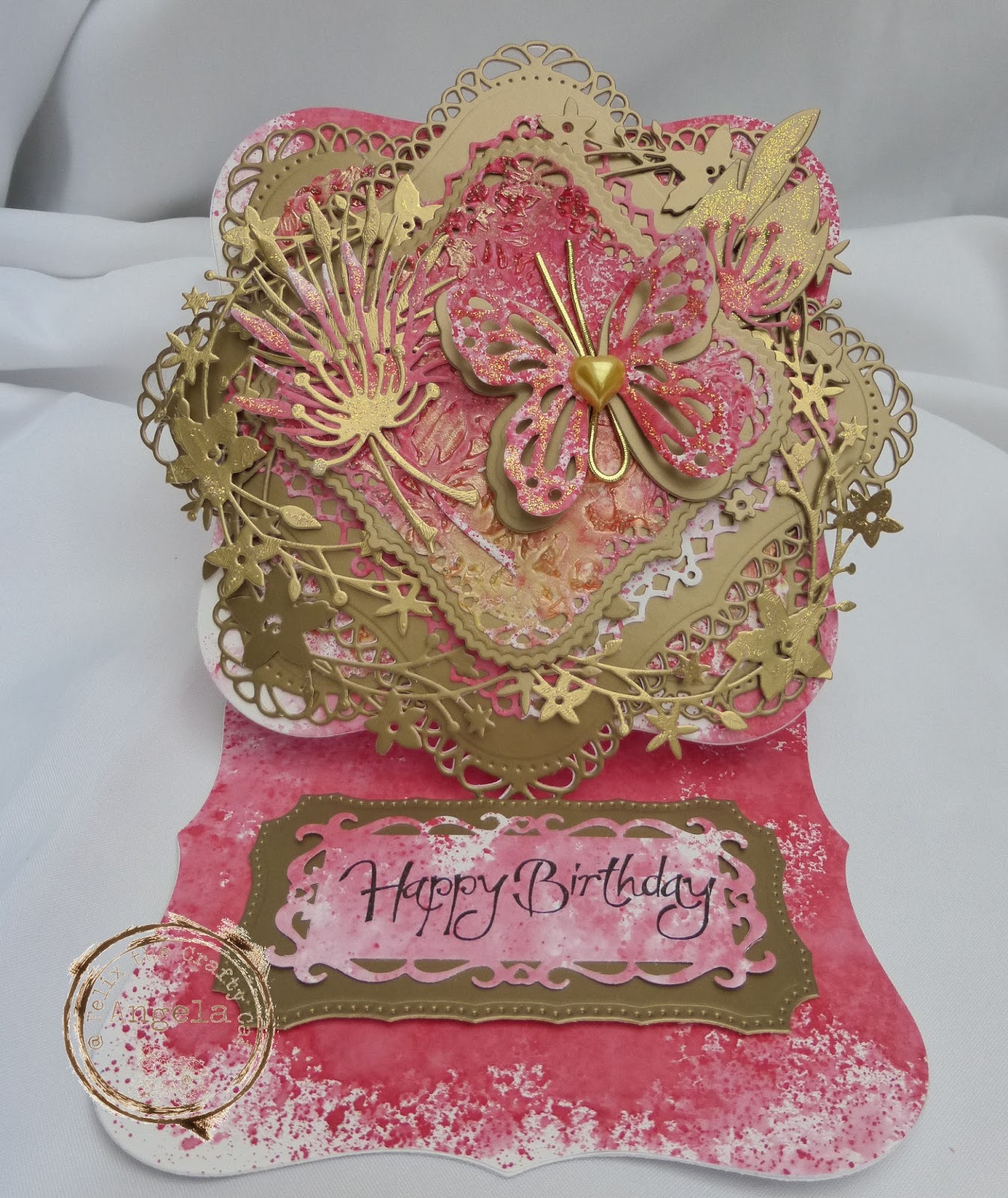 crafty-cardmakers-161-shaped-card