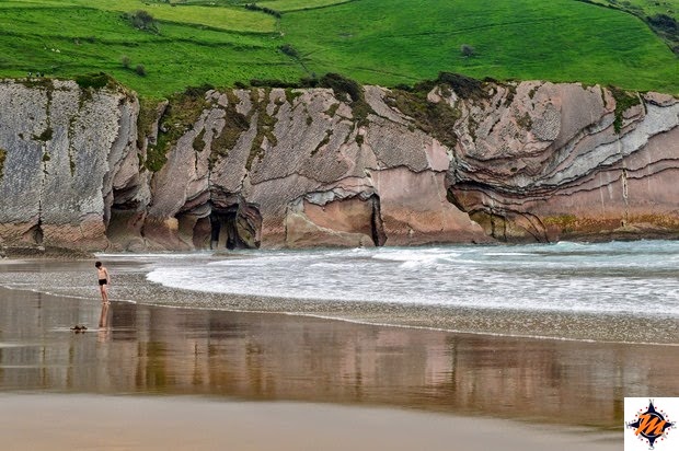 Zumaia, spiaggia di Itzurun Zumaia, spiaggia di Itzurun