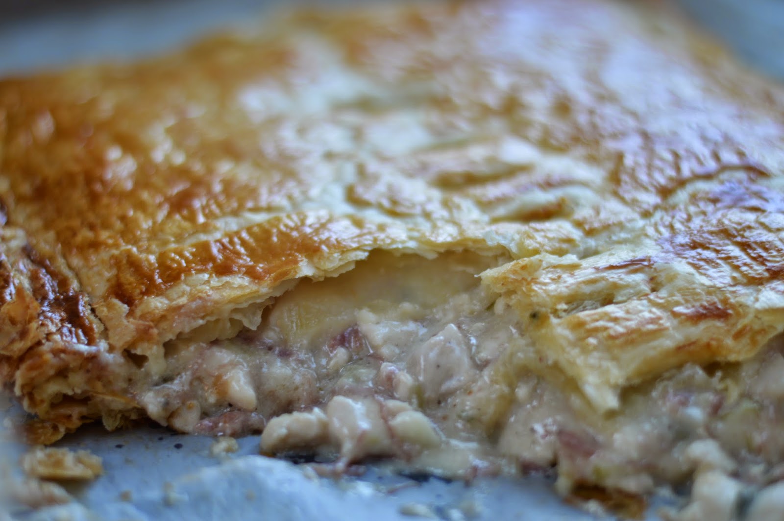FANCY BAKERY chicken & ham pie