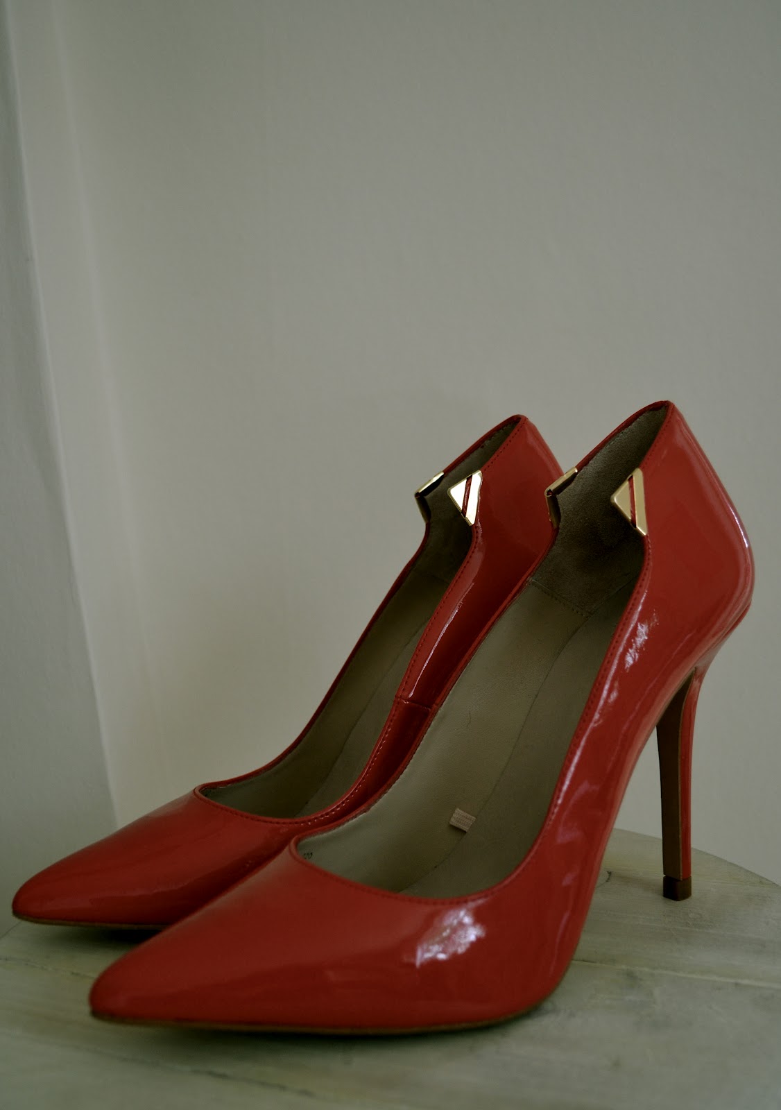 For The Love Of Emi: Red Stilettos