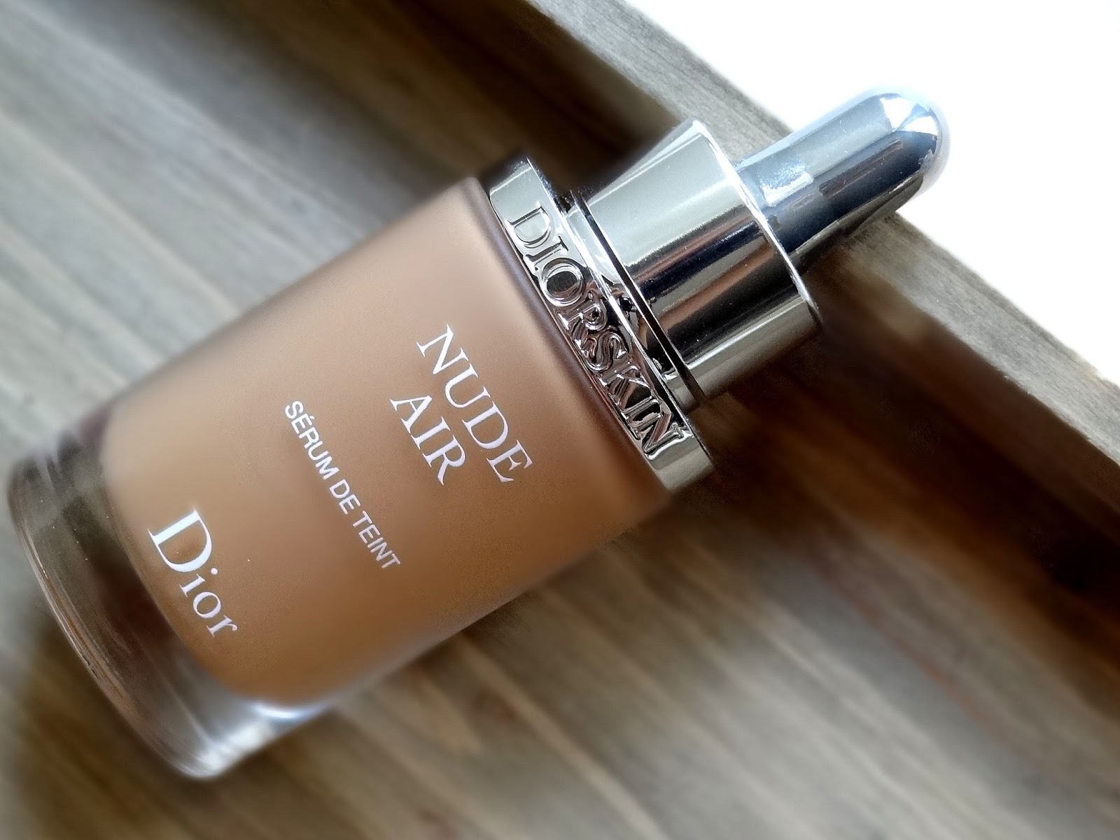 diorskin air serum foundation