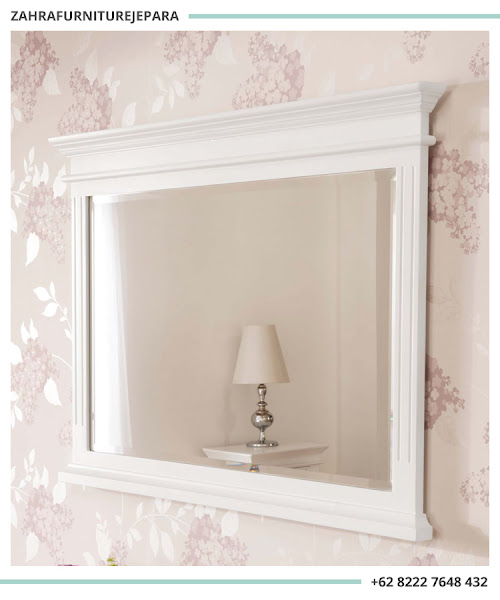 Cermin Hias Dinding Minimalis Putih