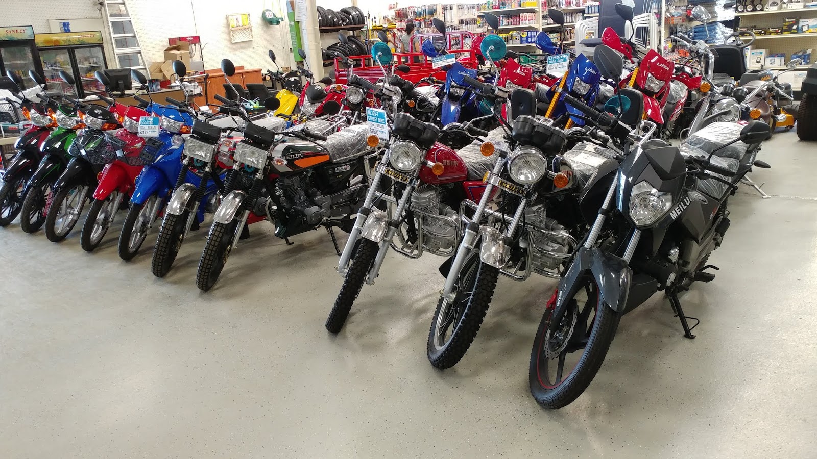 Center Road, Spanish Lookout