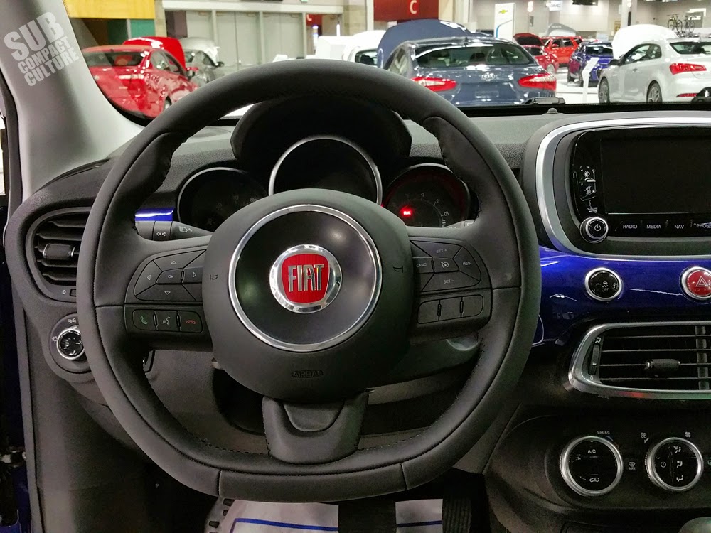 Fiat 500X steering wheel