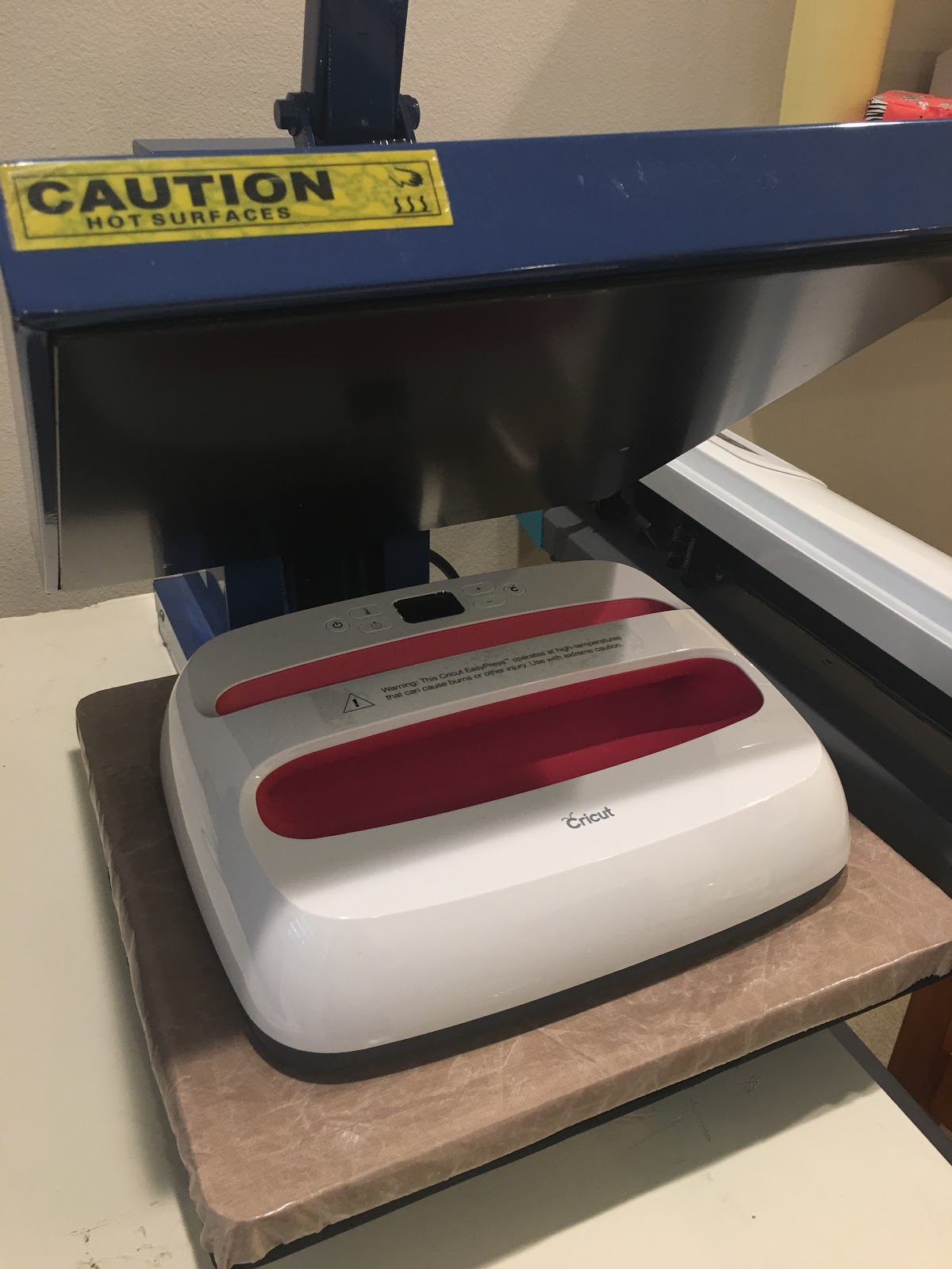 Cricut EasyPress 2 Review - Thrifty Nifty Mommy