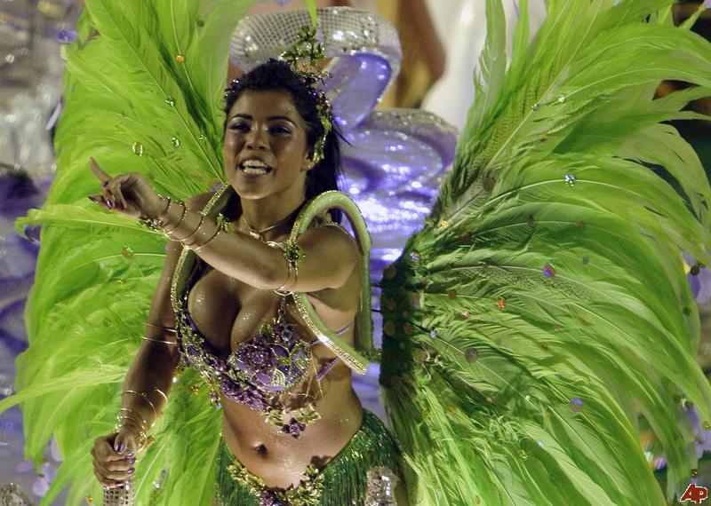 brazil-carnival-2010-2-15-20-13-14.jpg