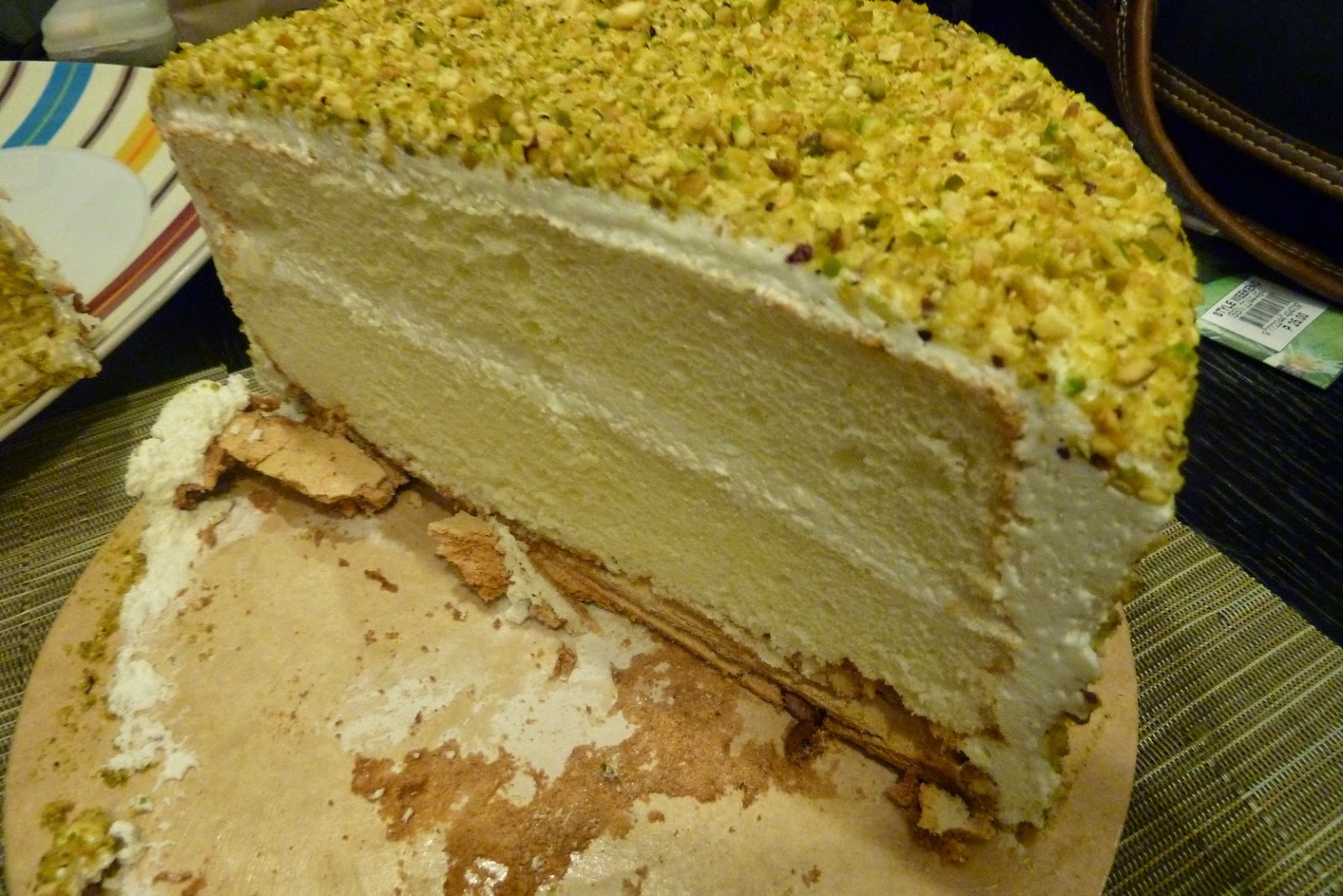 Supreme Life: Purple Oven: Cakes, Cakes and Something Else