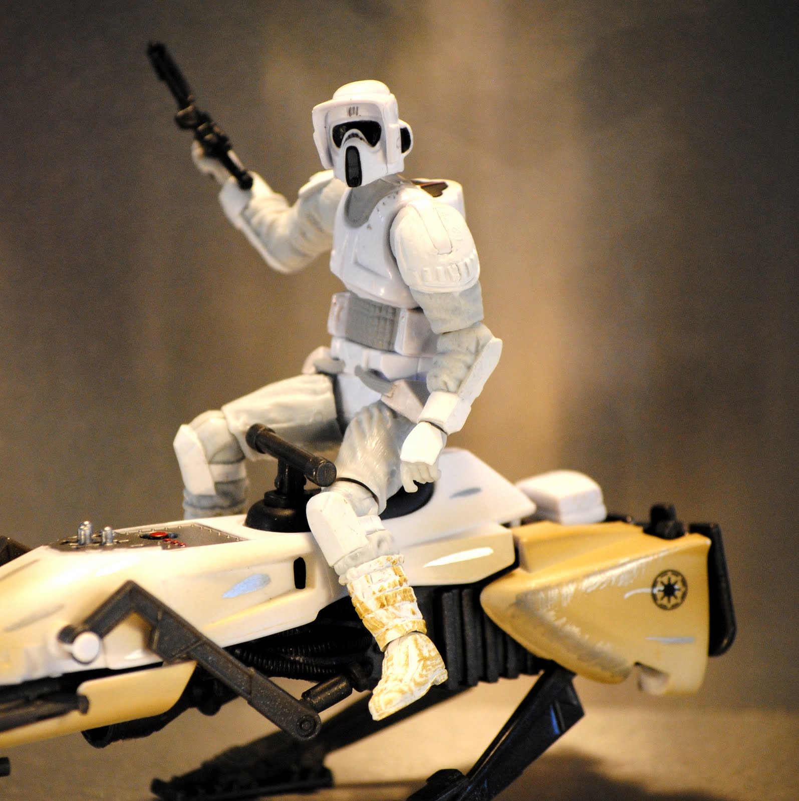 STAR WARS Epic World Of Action – Scout Trooper & Speeder Bike (10,2 Cm) – Mit Crash- & Auswurffunktion