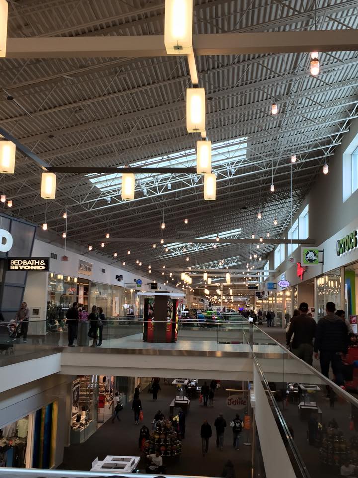 Alessandra Imperatriz Jersey Gardens Mall Elizabeth