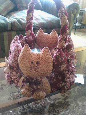 El Blog de Pilar: cesta con gatitos.....