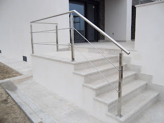 NORBEL CARPINTERIA METÄLICA Y ACERO INOXIDABLE: BARANDILLA Y BALCONES