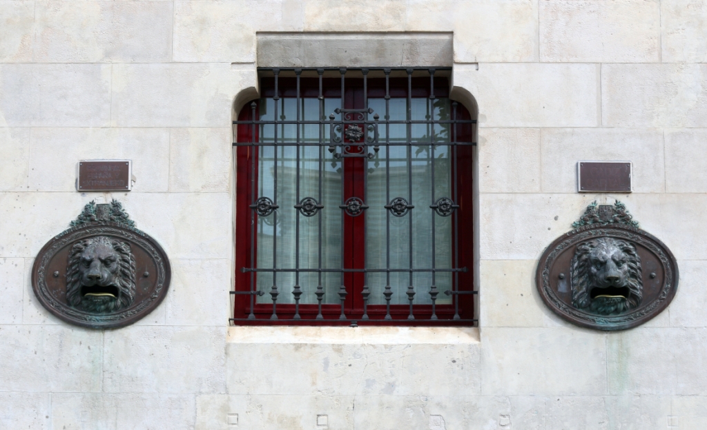 Mail Adventures Post Office in Cádiz
