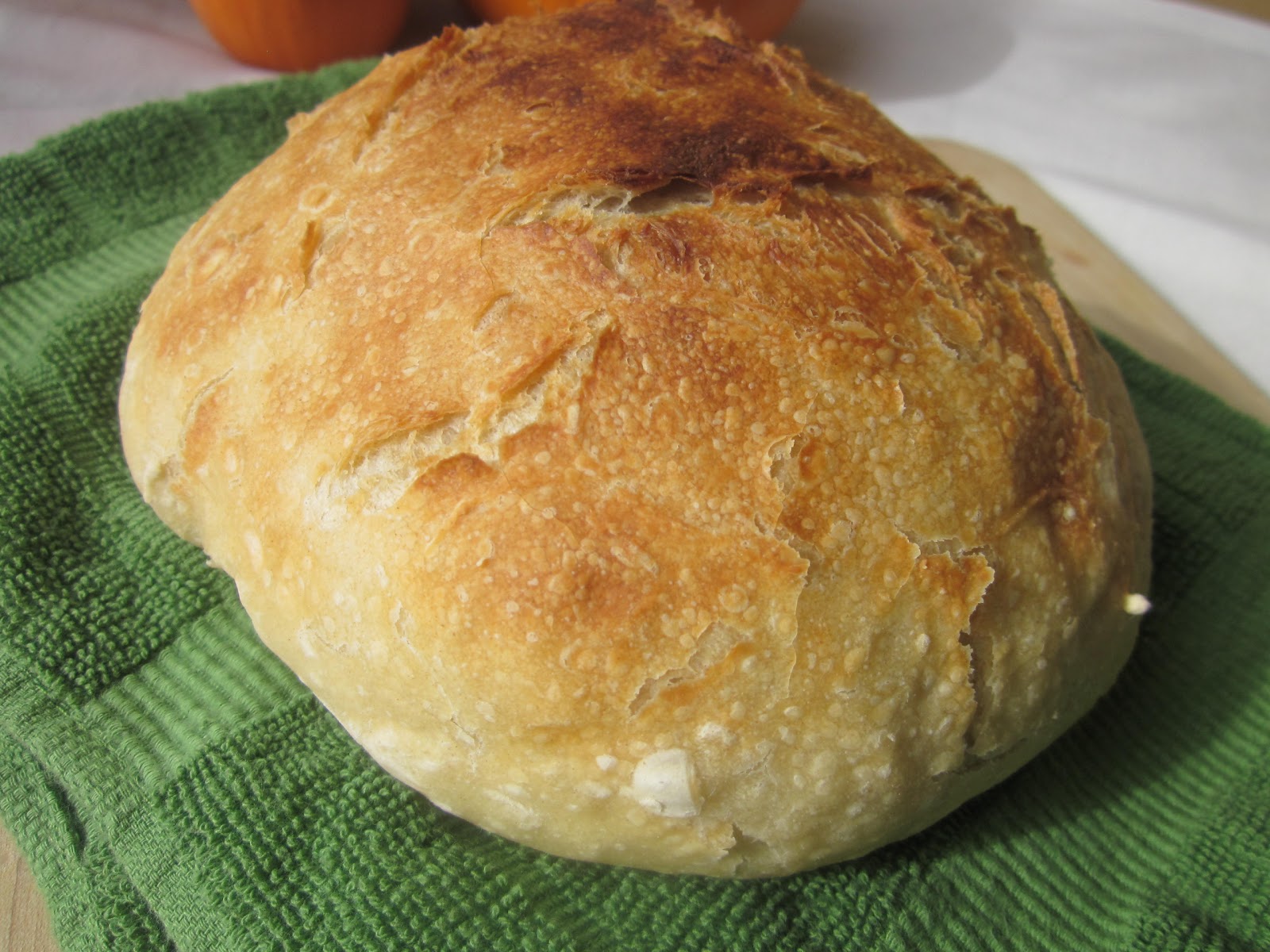 Выпечка хлеба в мультиварке. Румяный хлеб. Сушка хлебобулочное изделие. Хлеб на горшочке в духовке.
