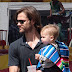 Fotos: Jared e Thomas saindo do Farmers Market.