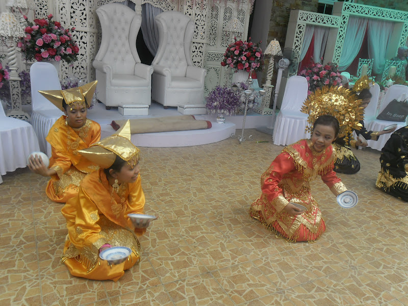 pengantin minang modern makanan