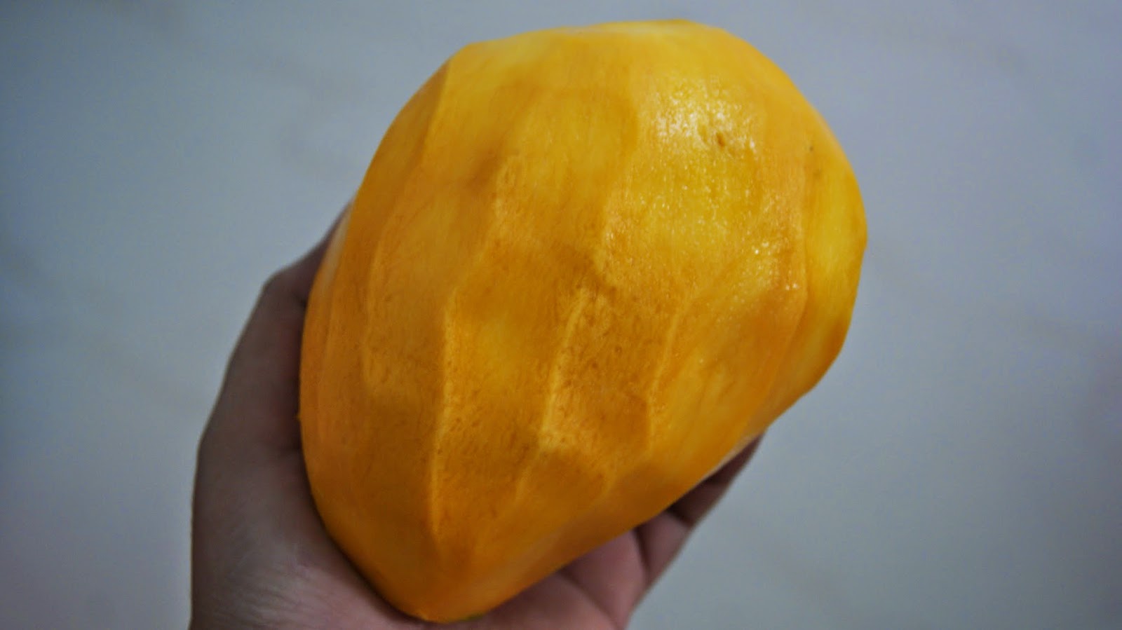 Always Hungry: Mango Lassi / Fresh Mango and Yogurt Smoothie