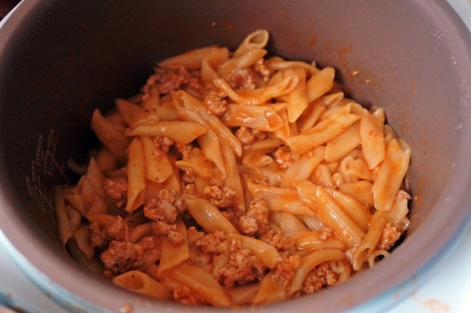 Макароны по-флотски с фаршем в мультиварке