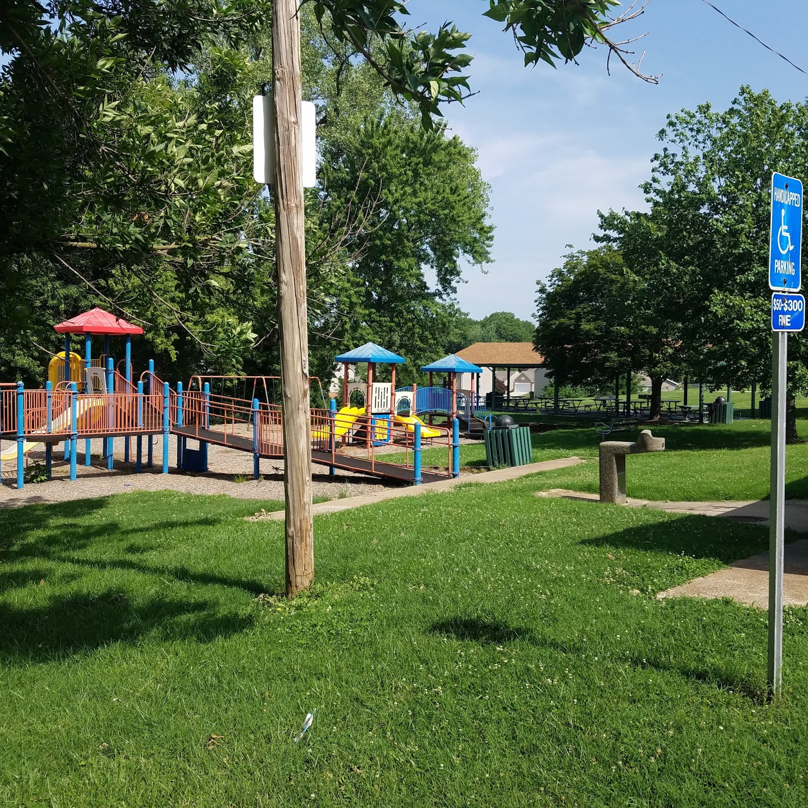 Play St. Louis Al Nicolai Park, Dellwood