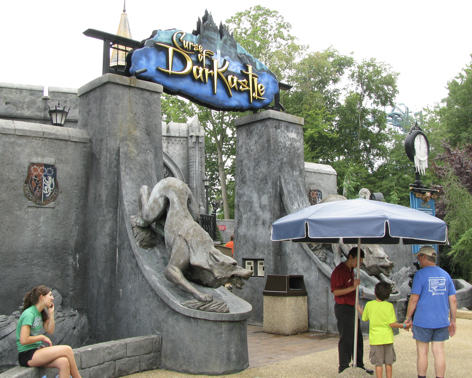 Newsplusnotes Curse Of Darkastle Has Closed For Good At Busch