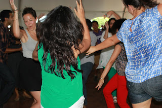 HGSE Welcome Reception Party 2012で踊る学生達