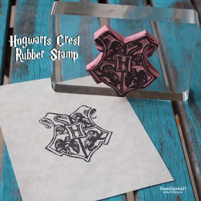 http://www.doodlecraftblog.com/2015/10/hogwarts-crest-rubber-stamp-diy.html