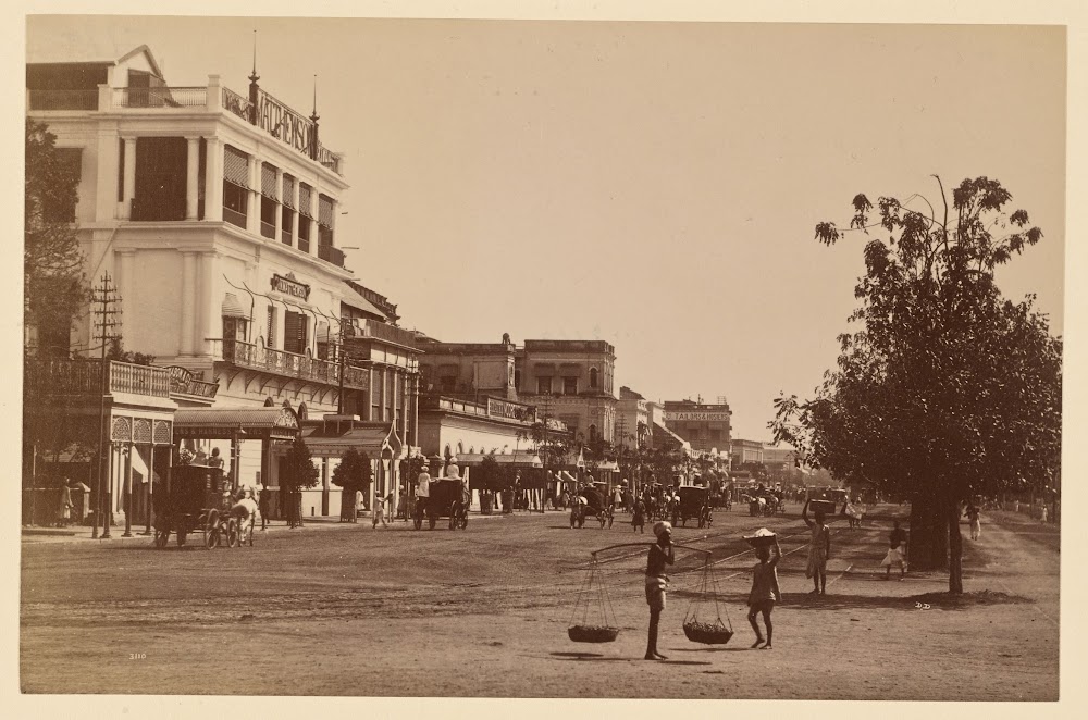 Esplanada Row, Looking Towards Dharamtala, Calcutta (Kolkata) - c.1880's