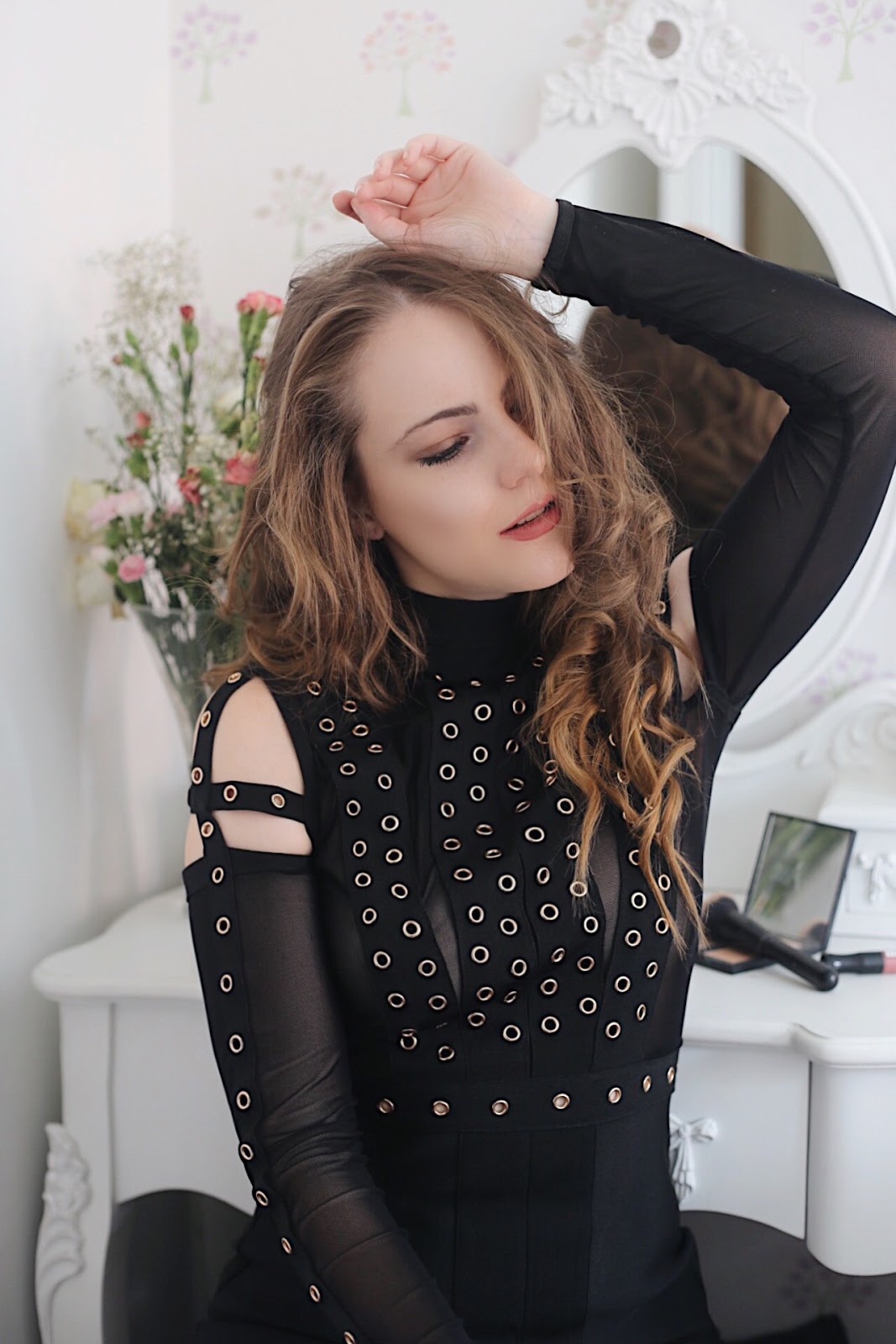 london based fashion blogger, london based style blogger, london based petite blogger, london petite style blogger, petite blogger, petite style blogger, london-based fashion blogger, fashion trend 2017, petite style, petite fashion, london blogger, london-based blogger, boohoo premium, boohoo dress, boohoo, boohoo premium dress, boohoo premium collection, getting party ready with boohoo, 10 tips for getting party ready