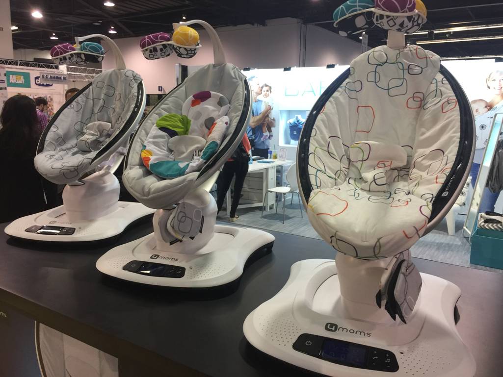 The all new 4Moms Mamaroo4 - The Baby Gear Files
