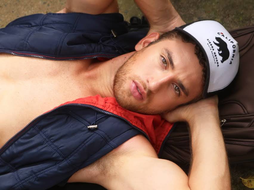 Luan Olescowc, Mister Joinville 2019, posa para ensaio sensual. Foto: Vand Rodriguez