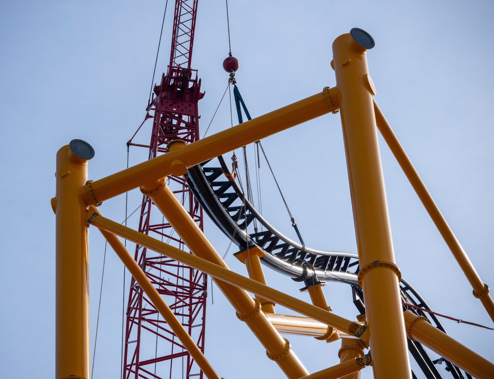 NewsPlusNotes: Kennywood Tops Off The 220 Foot Peak of The Steel Curtain