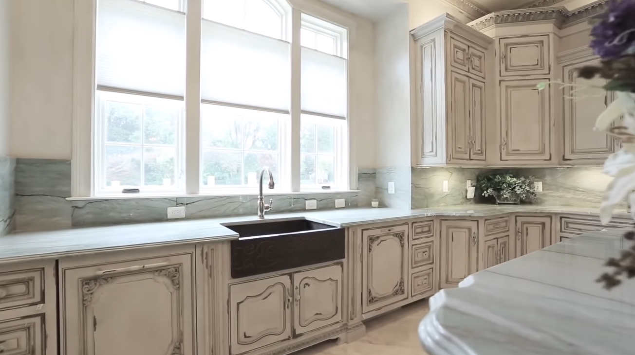 39 Photos vs. 938 Peacock Station Rd, Mclean, VA vs. Luxury Mansion Interior Design Tour