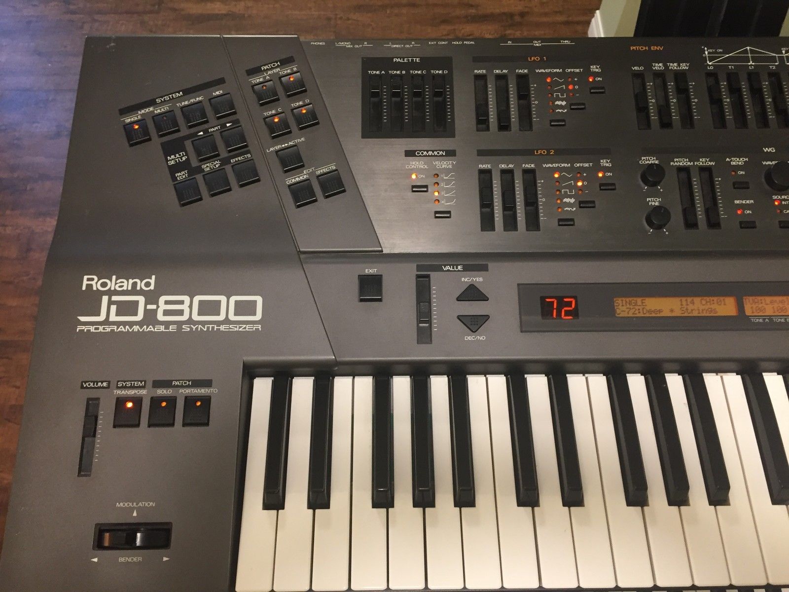 MATRIXSYNTH: Roland JD-800 Programmable Synthesizer