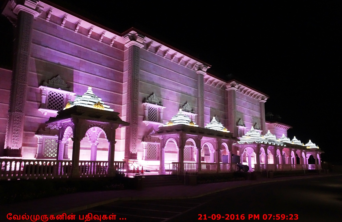 holi celebration in temple nj