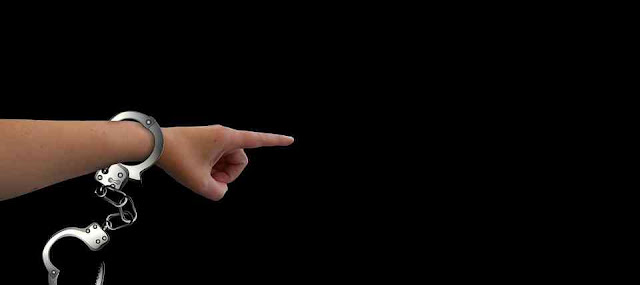 Tuduhan Bagai Pisau Bermata Dua, Bukan Hanya Dirinya, Tapi Engkau Bisa Kena Juga! Tuduhan Bagai Pisau Bermata Dua, Bukan Hanya Dirinya, Tapi Engkau Bisa Kena Juga!