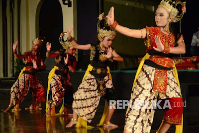 Melestarikan Tari Wayang Sumedang