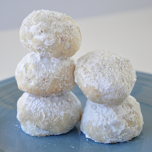 Delicious Italian Wedding Cookies Snowball Italian Wedding Cookies