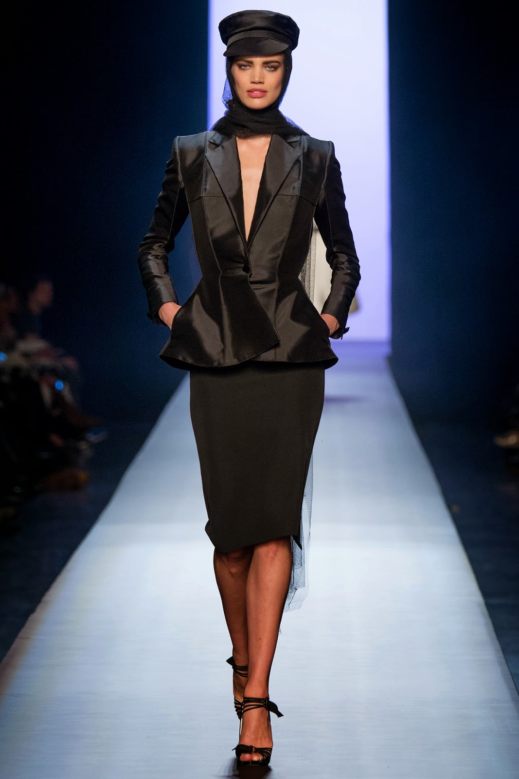 Smartologie: Jean Paul Gaultier Couture Spring 2015 - Paris Couture Week