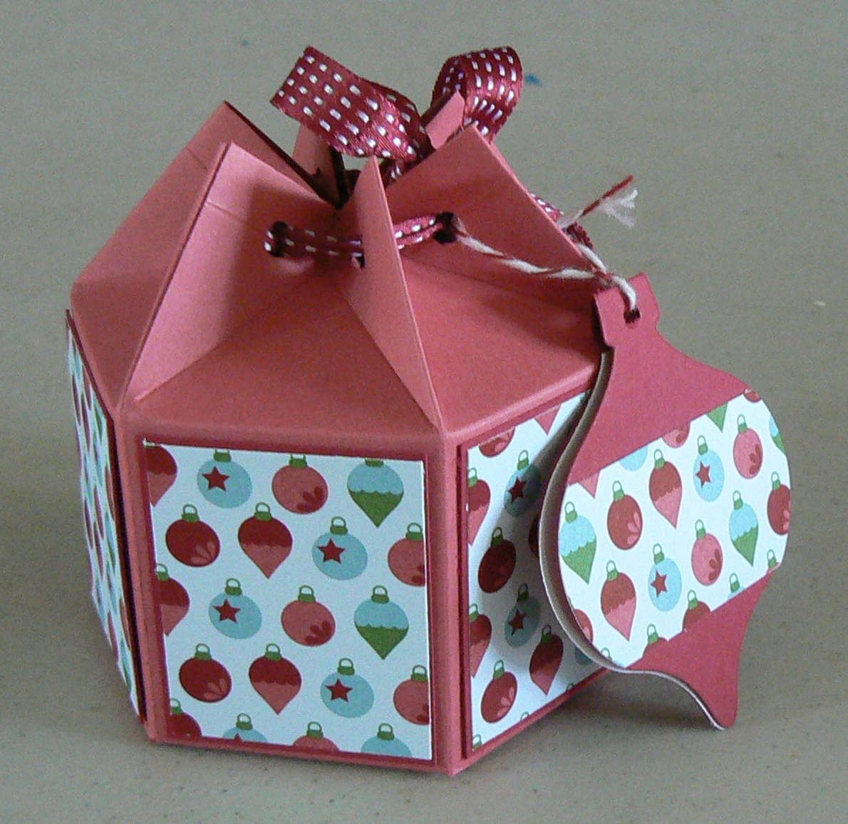 Kerry's Papercraft: Christmas Boxes and Tags