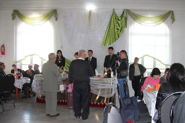 Ouzbékistan, Richtan, mariage ouzbéko-corréen, capture d'écran, © L. Gigout, 2012