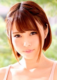 Actress Mayuki Ito